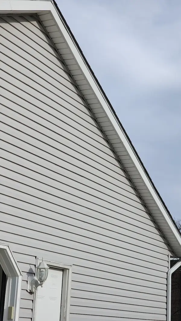 A.E.S Roofing & Siding LLC — view 1 of 1