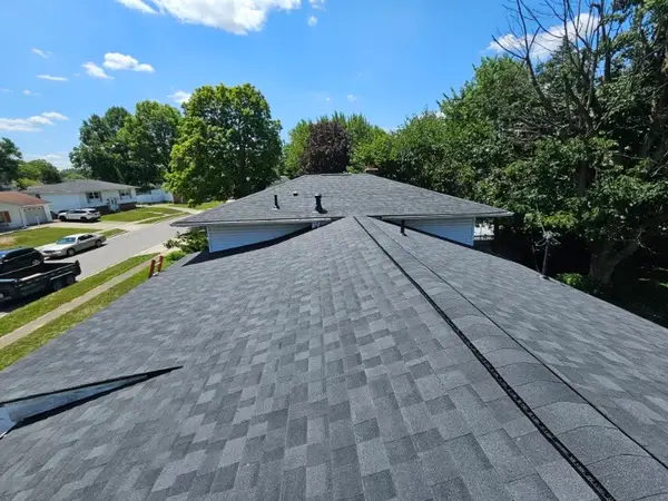 All Seasons Roofing & Construction — view 1 of 1