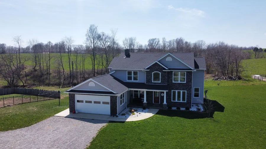 Benton Roofing — view 1 of 1