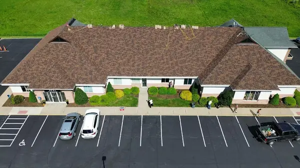 Dan Williams Roofing — view 1 of 1