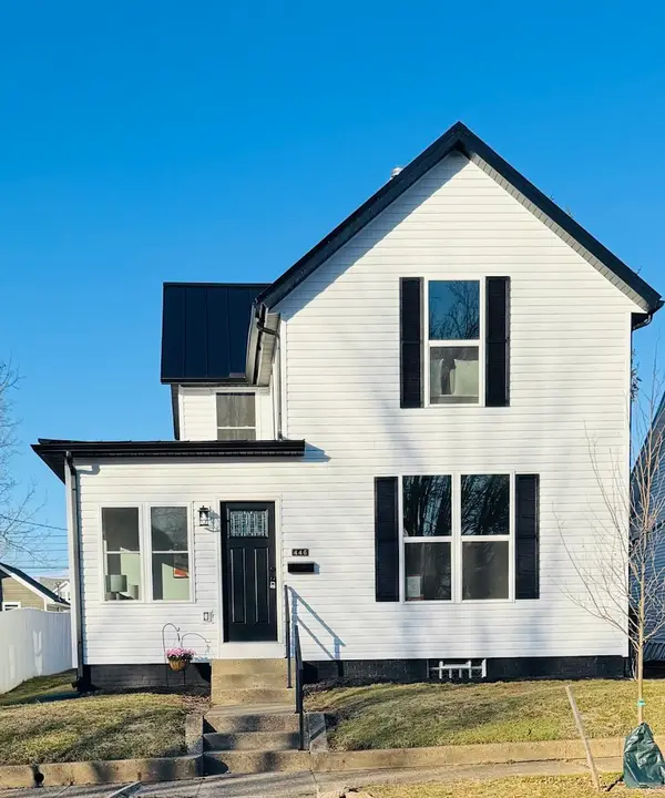 Dean's Roofing & Construction — view 1 of 1