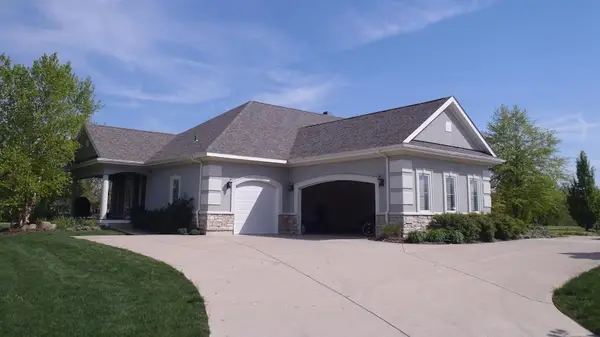 Fine Line Roofing and Restoration LLC — view 1 of 1