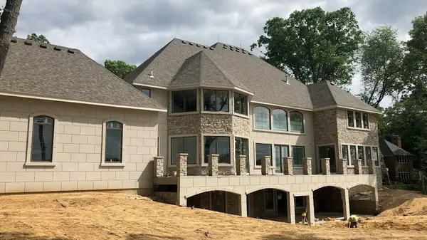 Fry's Roofing & Construction — view 1 of 1