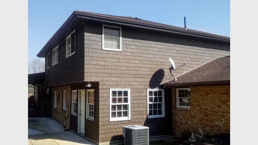 Hostetler Roofing (Siding, Decks, Pole Barns) — view 1 of 1