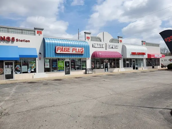 Page Plus Verizon Tmobile simple mobile straight talk at&t.fix phone screen. Repair phones — view 1 of 1